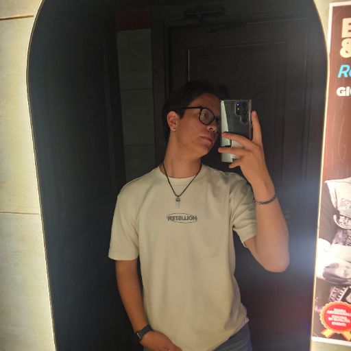 Foto profilo di Alejandro